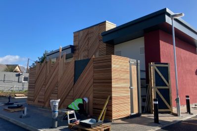 The Costa Coffee drive-thru is almost complete at Adanac Health and Innovation Campus in #Southampton. The last things to complete include completion of the block paving, landscaping, timber fencing and indoor furniture.
